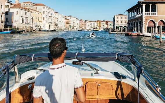 Venecia: Traslado compartido en taxi acuático al aeropuerto Marco Polo