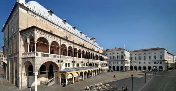 Padua: Historischer Rundgang und Verkostung im Caffè Pedrocchi