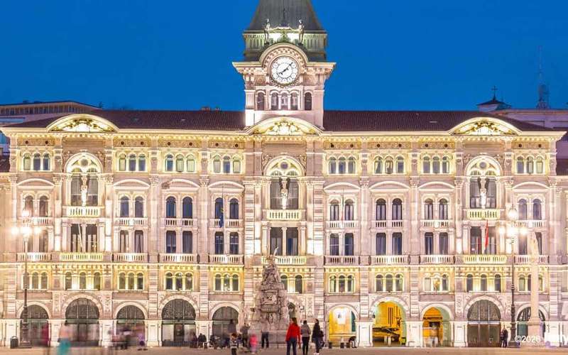 Privát városnéző séta Triesztben: Szent Jusztus és Cavana