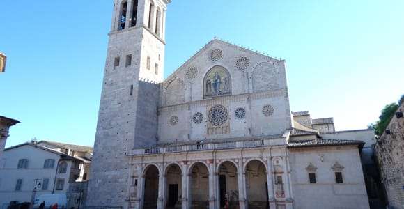 Spoleto private guide: Town Highlights Walking Tour