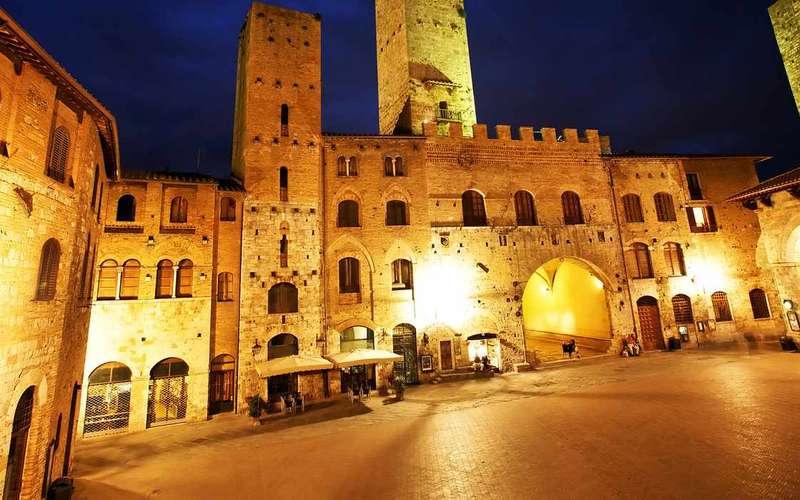 From Siena: Chianti and San Gimignano Sunset Tour