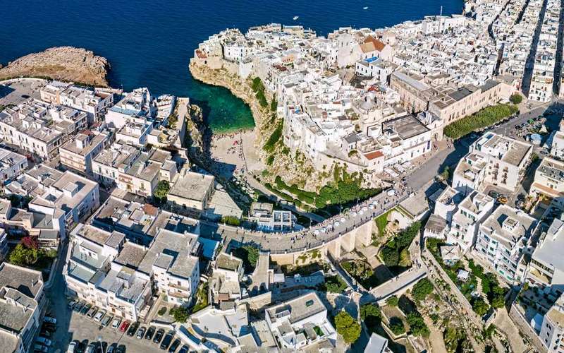Alberobello, Monopoli i Polignano a Mare z Bari autokarem