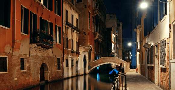 Venecia: Tour de Crímenes, Leyendas y Misterios al Atardecer