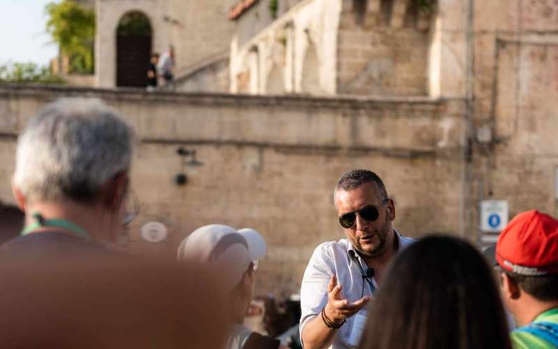 Sasso Barisano és Sasso Caveoso városnézés múzeumokkal