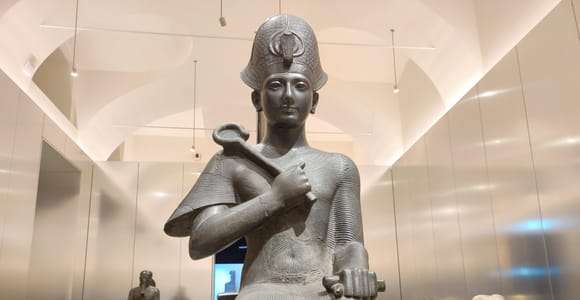 Turin: Egyptiska museet Hoppa över kön Privat guidad tur