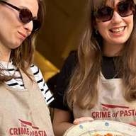 Corso di orecchiette a Bari con una nonna in centro