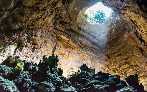 Grotten von Castellana ab Bari mit Stopp in Polignano
