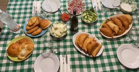 Ostuni: clase de cocina de panzerotti fritos y puccitedde