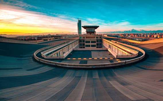Torino: privát túra a Mauto autómúzeumban és a Fiat Lingotto negyedben
