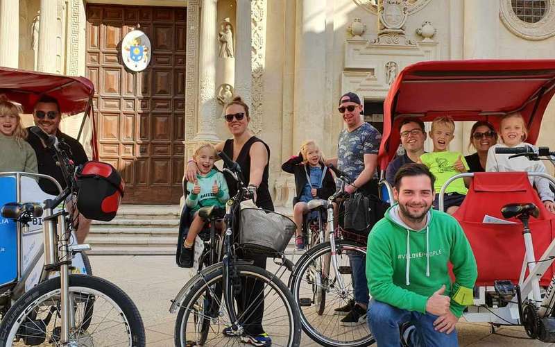Prohlídka Lecce na rikše: elektrická jízda s průvodcem
