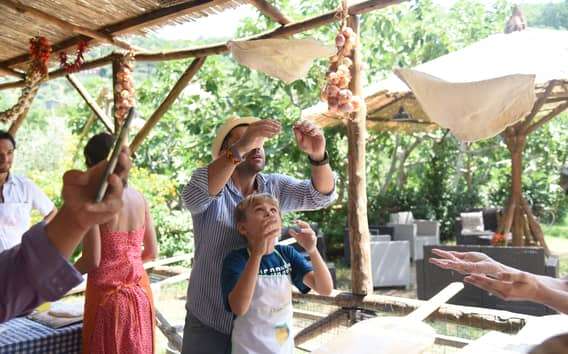 Sorrento: Lección de pizza, vino y limoncello en una granja local