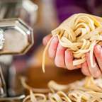 Pasta-Kochkurs Florenz im mittelalterlichen Turm