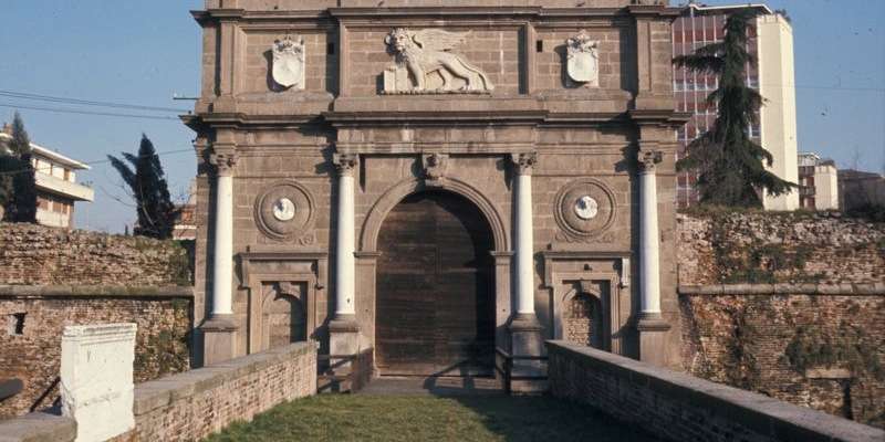 Porta Savonarola