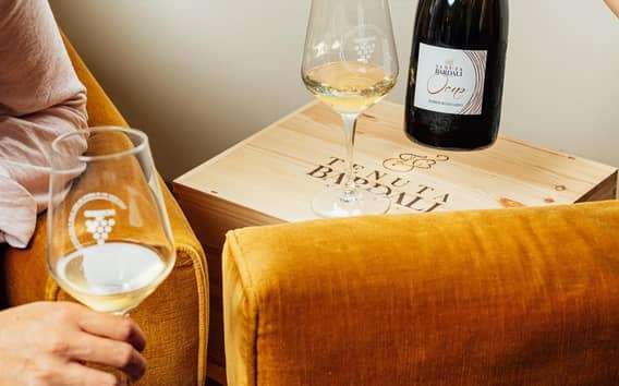 Borkóstoló a Cantine Giubertonénál Mantova közelében
