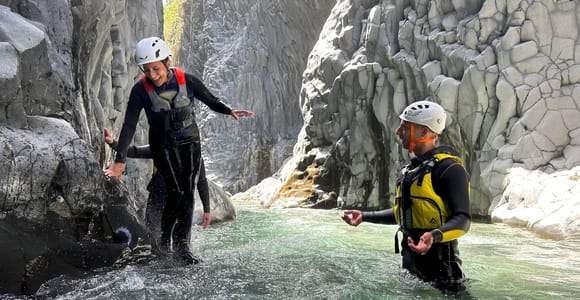 Fiume Alcantara e Gole: Esperienza di bodyrafting