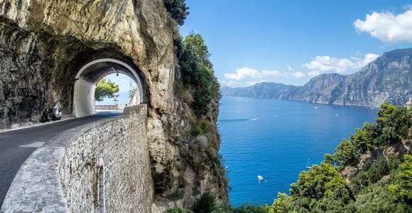 Desde Nápoles: Pompeya y Costa Amalfitana: excursión de un día con almuerzo