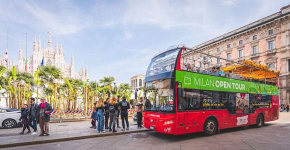 Milan: Hop-On Hop-Off Bus Ticket for 24, 48, 72 Hours