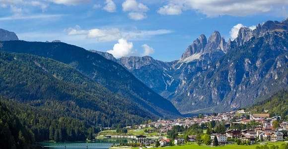 Desde Venecia: Recorrido por los Lagos de los Dolomitas