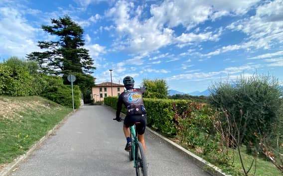 Desenzano: e-biketour met wijnproeverij
