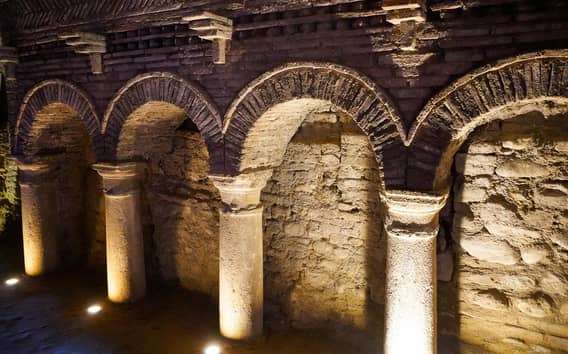 Visita guiada a Santarcangelo di Romagna y sus cuevas