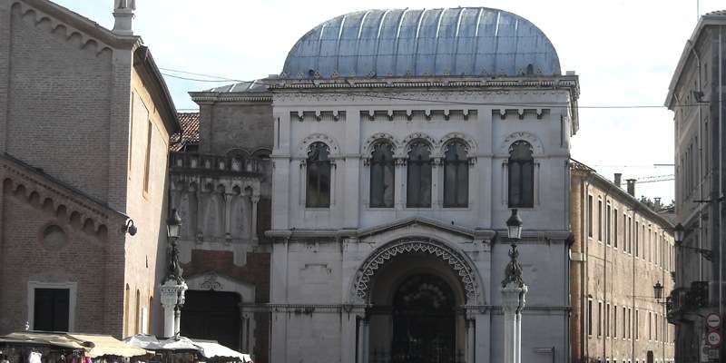Al Santo Múzeum