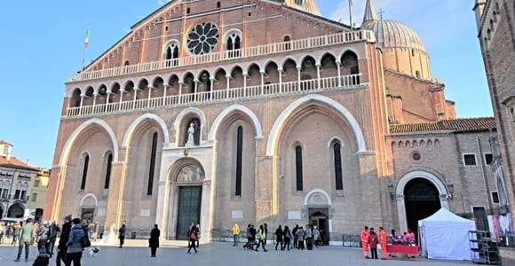 Padua: Tour zum Leben des heiligen Antonius mit Option nach Camposampiero