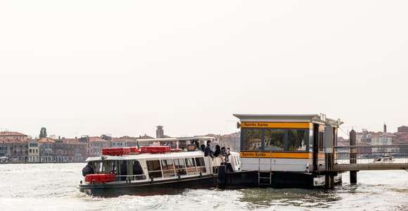 Venecia: pase de autobús acuático y terrestre