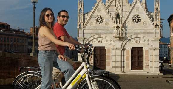 Pise : visite autonome du centre historique à vélo