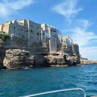 Экскурсия на лодке по пещерам Полиньяно, Isola Blu