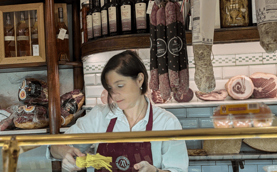 Modena Foodtour zu Fuß: Balsamico, Parmigiano und Torta Barozzi