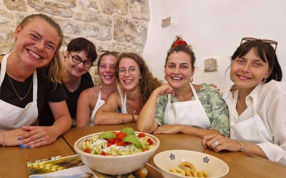 Pasta-Kochkurs in Polignano a Mare mit Aperitif