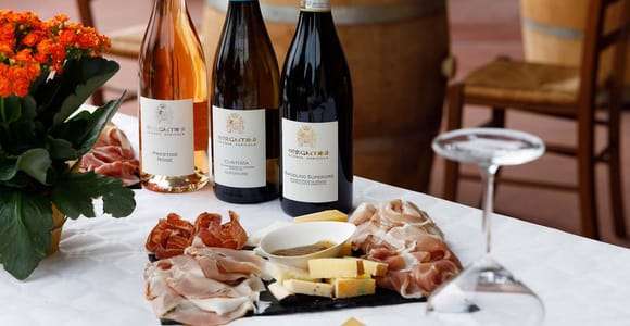 Lazise: Winery Tour with Garda Wines and Food Tasting
