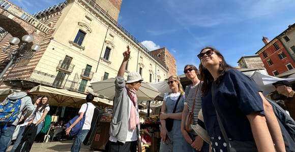 Verona: Excursão guiada a pé para pequenos grupos na cidade do amor