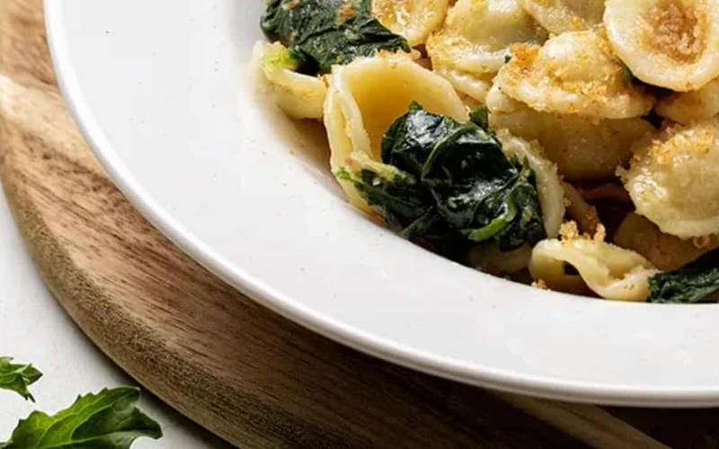 Apuliai főzőkurzus Ostuniban: orecchiette, panzerotti, olaj