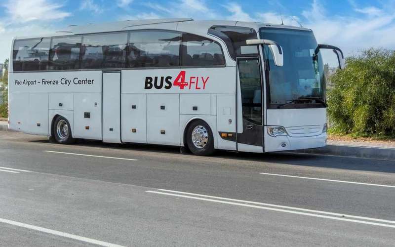 Közvetlen buszjárat Pisa repülőtér és Firenze között
