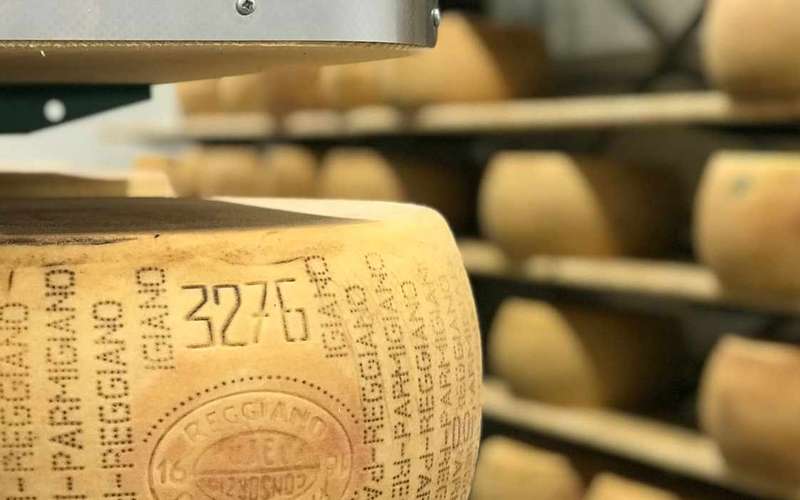 Parma: Parmigiano-Reggiano-túra kóstolóval