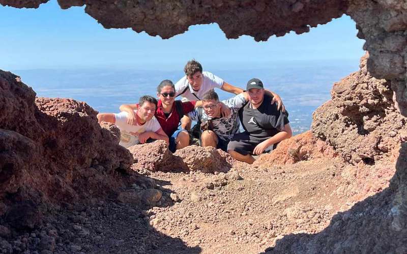 ETNA: VEZETETT TÚRA AZ ETNÁN CATANIAI FELVÉTELLEL
