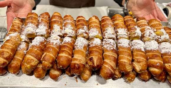 Milano: Tour guidato a piedi del cibo di strada con degustazione di prodotti alimentari