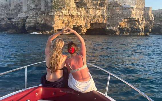 Bootstour zu den Höhlen von Polignano a Mare mit Schnorcheln