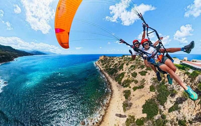 Tandemový paragliding v Palermu s mistrem světa