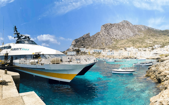 Veerboot van Milazzo naar Lipari met Liberty Lines