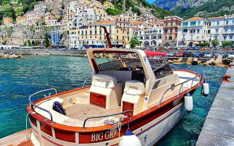 Gita in barca da Sorrento a Positano e Amalfi, con trasferimento