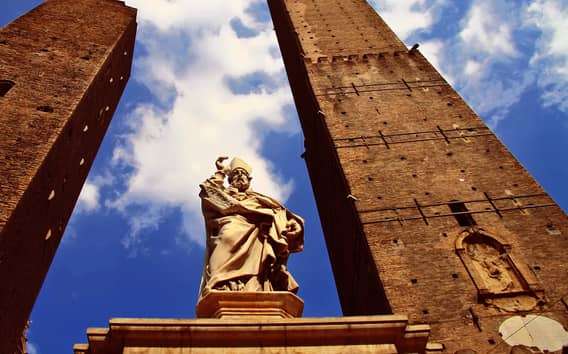 Stadtführung in Bologna von Piazza Maggiore bis Santo Stefano