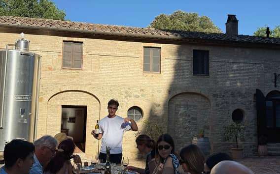 Prohlídka vinařství Poggio San Polo v Chianti a degustace