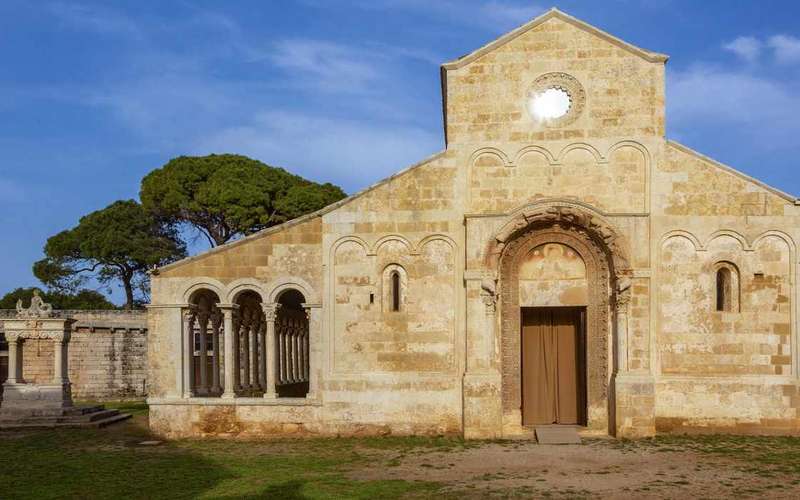 Lecce: belépőjegy a Santa Maria di Cerrate-apátságba