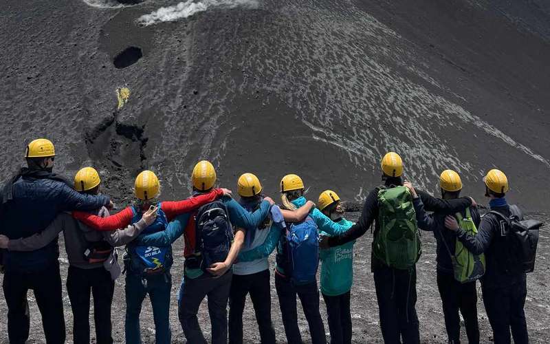 Topptur på Etna med vulkanguide från södra sidan