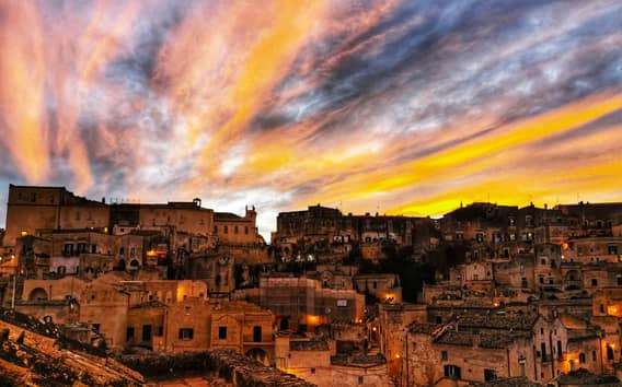 Matera: Wandeltour met bezoek aan Grotwoningen en Kerk