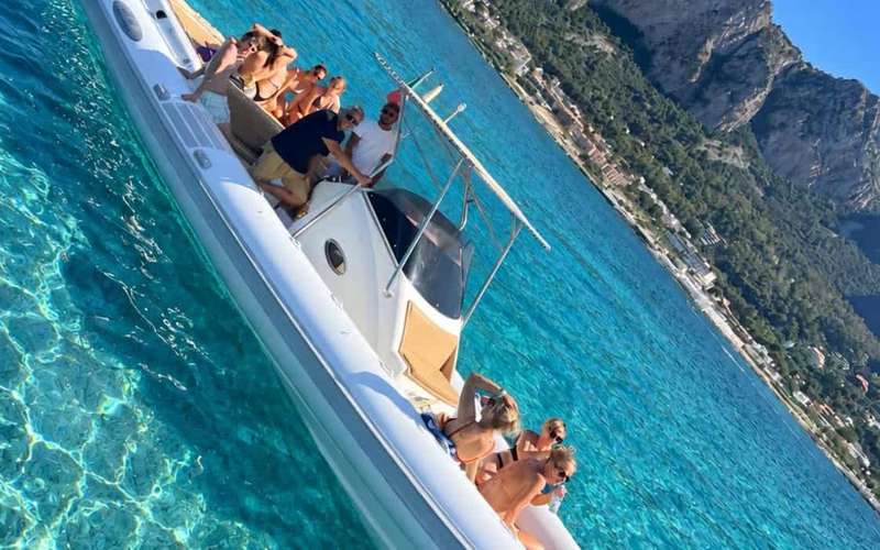 Mondello és Capo Gallo hajós túra barlangfürdőzéssel