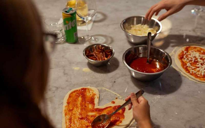 Pizza- és gelatókurzus Palermóban sfincionéval